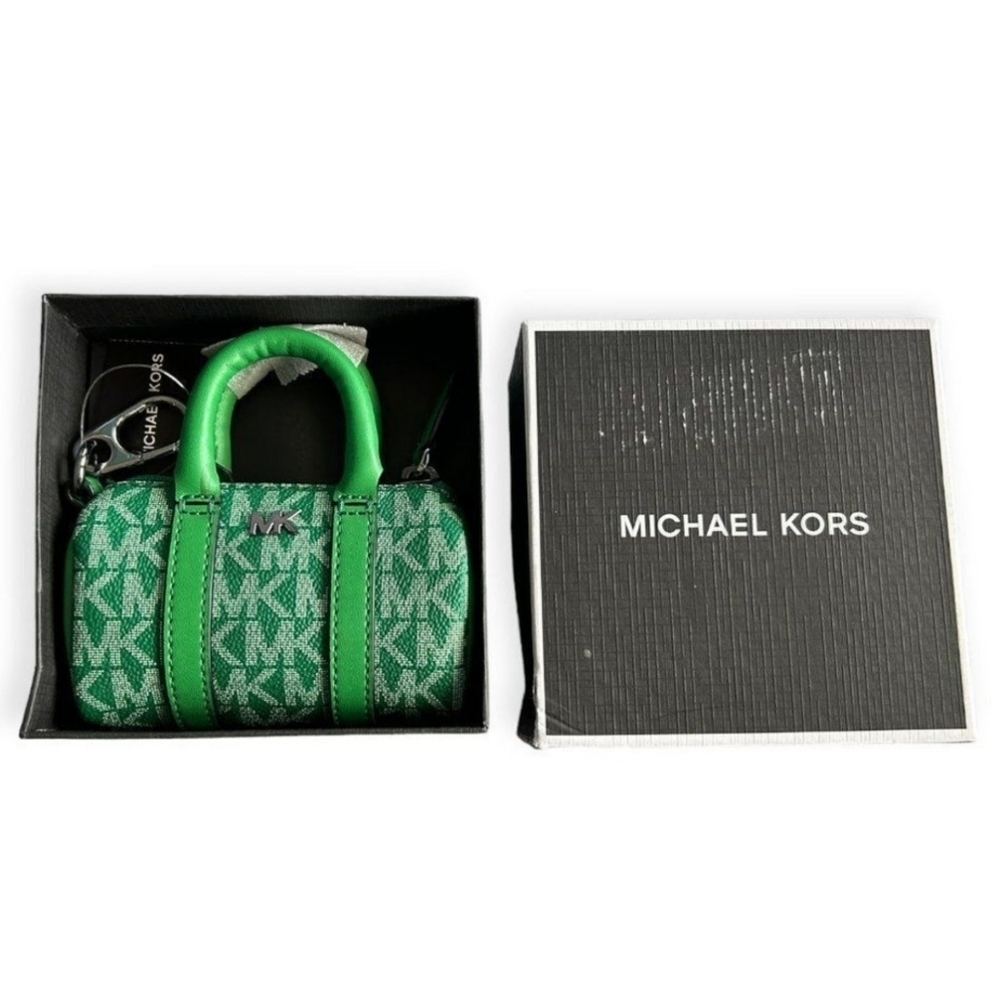 💚HP💚🔹️MICHAEL KORS | Micro Duffle gifting  Keyfob in Green NEW WITH BOX - Picture 6 of 8